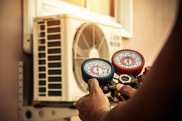 Professional Hvac technician working in Hambleton, WV